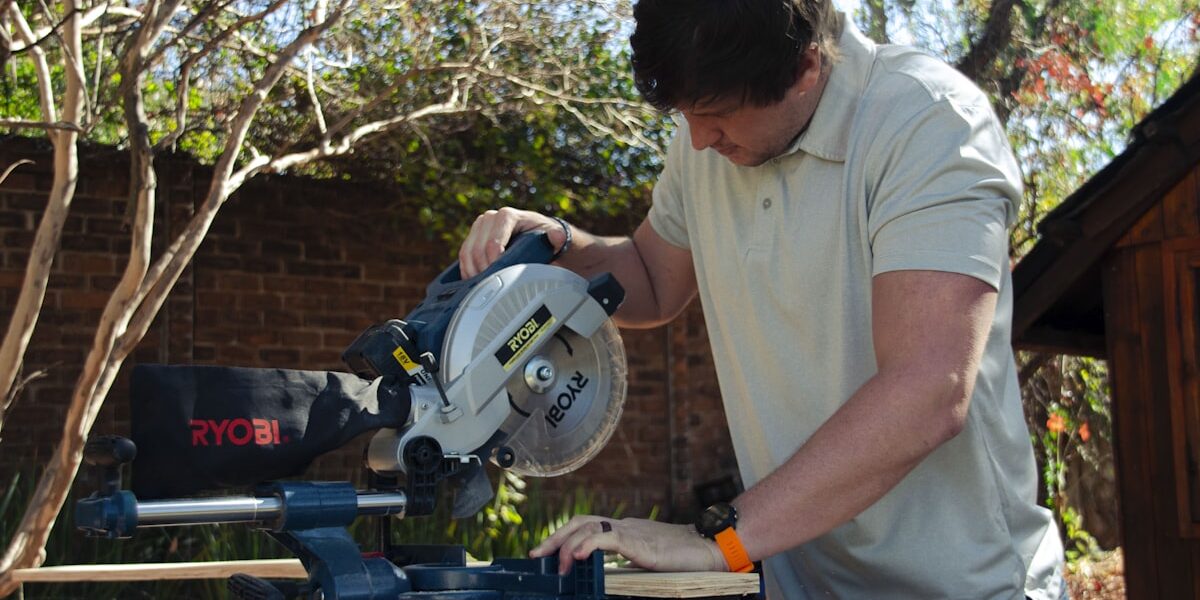 Is Linseed Oil Food Safe? What You Need to Know